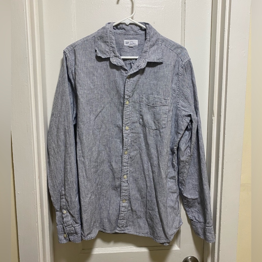 Gap - Men’s Linen Blend Button Down Shirt - Size Larger - Black & White Strip